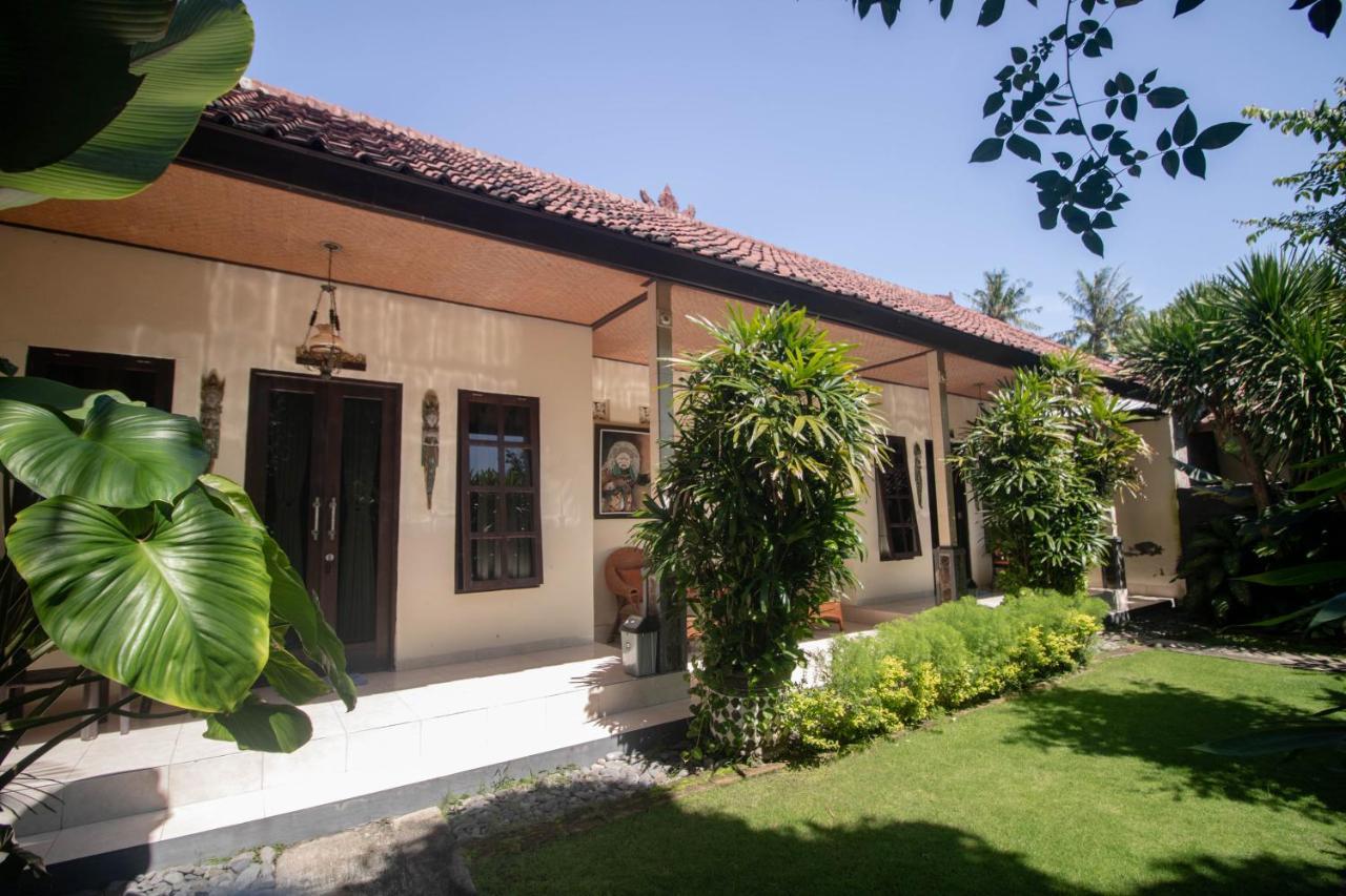 Giri Sari Guest House Pemuteran Zewnętrze zdjęcie